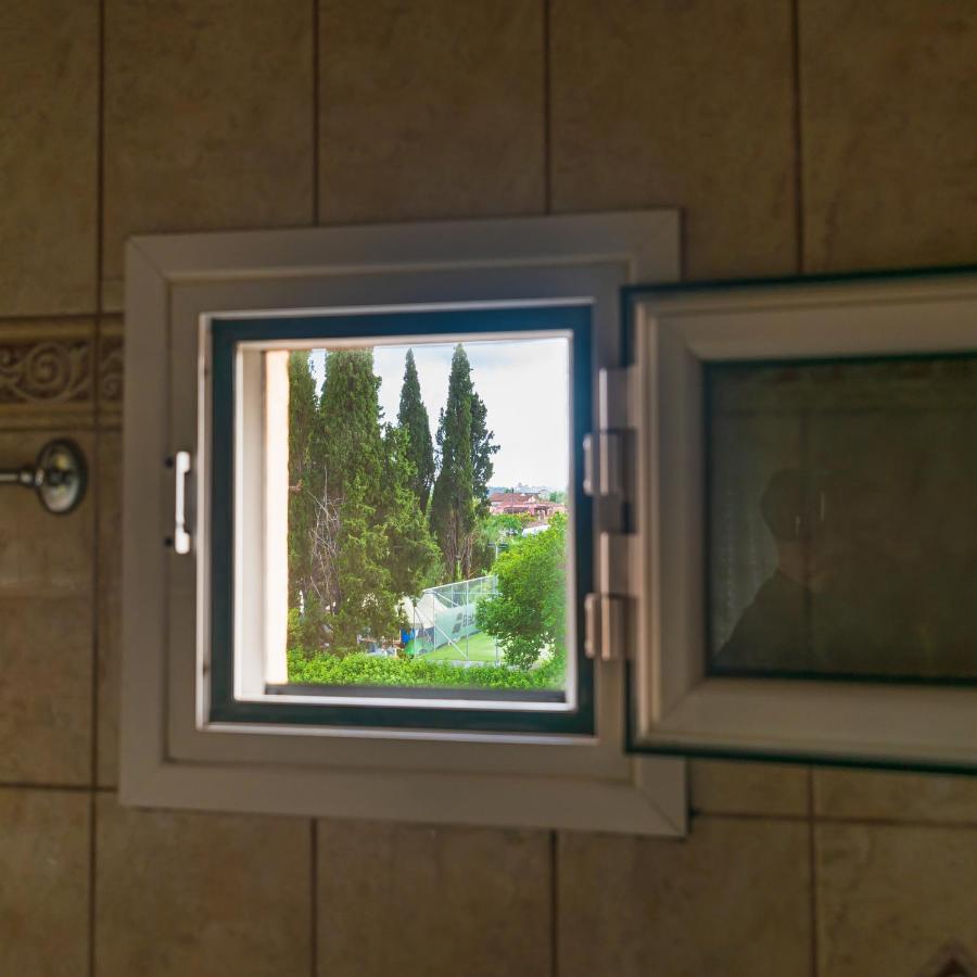Julia΄S Apartment Alepou エクステリア 写真